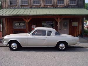  Studebaker Champion -