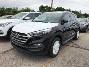  Hyundai Tucson SE - AWD SE 4dr SUV