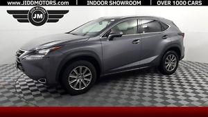  Lexus NX --