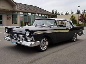  Ford Fairlane 2 dr hard top