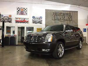  Cadillac Escalade ESV Luxury