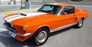  Ford Mustang GT350
