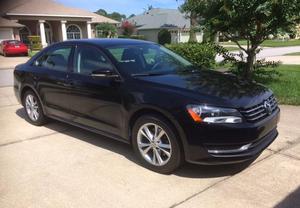  Volkswagen Passat -