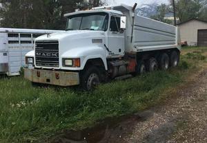  Mack CH 613 Dump Truck