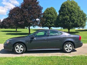  Pontiac Grand Prix - 4dr Sedan