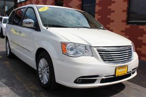  Chrysler Town & Country Limited in Everett, WA