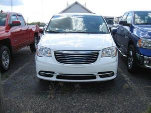  Chrysler Town and Country -