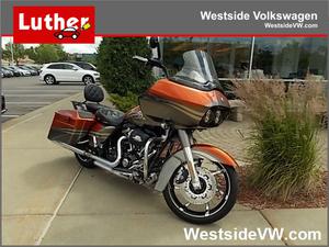  Harley-Davidson FLTRXSE2 CVO CVO Road Glide in