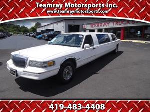  Lincoln Town Car Executive For Sale In Bellevue |