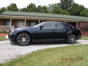  Chrysler 300 Series S