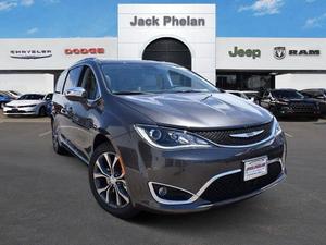  Chrysler Pacifica Limited For Sale In Countryside |