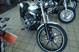  Harley Davidson Breakout --