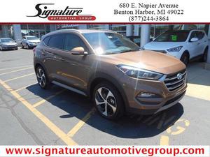  Hyundai Tucson Sport - AWD Sport 4dr SUV