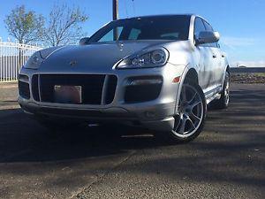  Porsche Cayenne sport GTS