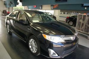  Toyota Camry XLE-MOONROOF ALLOYS NAVIGATION LOADED For