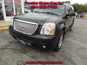  GMC Yukon XL  Denali For Sale In Milwaukee |