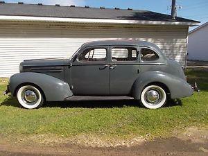  Studebaker Commander Sedan