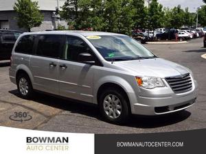  Chrysler Town & Country LX For Sale In Clarkston |