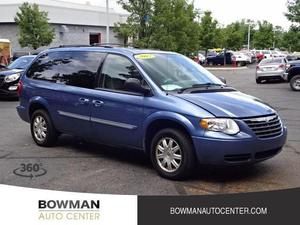  Chrysler Town & Country Touring For Sale In Clarkston |