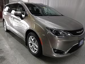  Chrysler Pacifica Touring-L For Sale In Beloit |