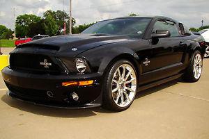  Ford Mustang Shelby GT500 Super Snake