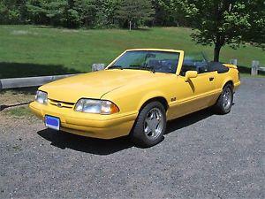  Ford Mustang Yellow Special Edition / Rare 5 Speed