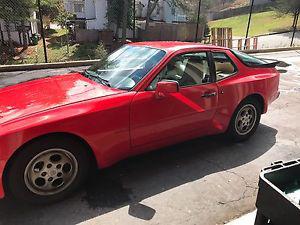  Porsche 944 Coupe