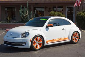  Volkswagen Beetle - 2d Coupe 2.0T Sunrf/Sound Auto/PZEV