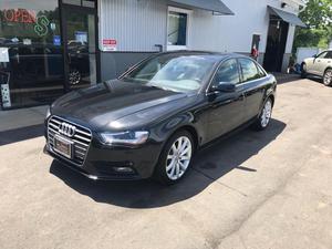  Audi A4 2.0T quattro Premium Plus - AWD 2.0T quattro