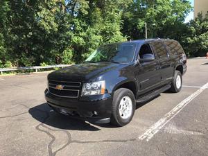  Chevrolet Suburban  LT For Sale In Stamford |