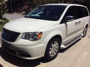  Chrysler Town & Country Touring-L For Sale In Commerce