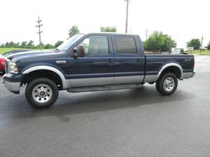  Ford F-250 Super Duty XLT - XLT 4dr Crew Cab 4WD SB