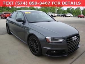  Audi A4 2.0T quattro Premium Plus - AWD 2.0T quattro