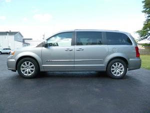  Chrysler Town and Country Touring - Touring 4dr