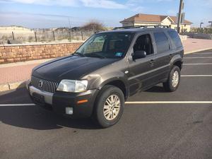  Mercury Mariner - 4dr AWD SUV