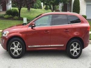  Volvo XC60 T6 - AWD T6 4dr SUV (midyear release)