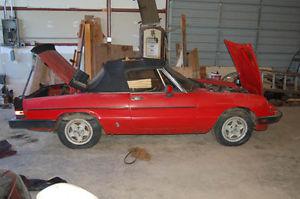  Alfa Romeo Spider Veloce Convertible 2-Door