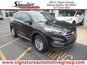  Hyundai Tucson SE Plus - AWD SE Plus 4dr SUV