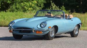  Jaguar E-TYPE Series 2 Roadster