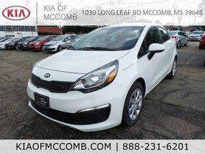  Kia Rio -