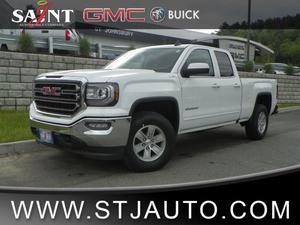  GMC Sierra  SLE in Saint Johnsbury, VT