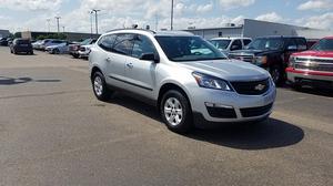  Chevrolet Traverse LS in Sterling Heights, MI