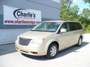  Chrysler Town & Country Touring For Sale In Maumee |