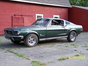  Ford Mustang FASTBACK
