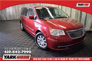  Chrysler Town & Country Touring For Sale In Toledo |