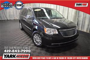  Chrysler Town & Country Touring-L For Sale In Toledo |