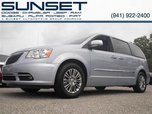  Chrysler Town & Country Touring-L in Sarasota, FL