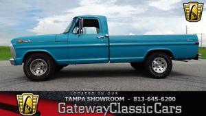  Ford F-100 --