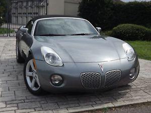  Pontiac Solstice SE Convertible 2-Door