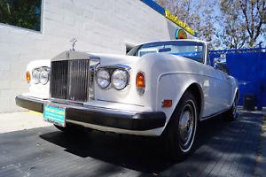  Rolls-Royce Corniche --